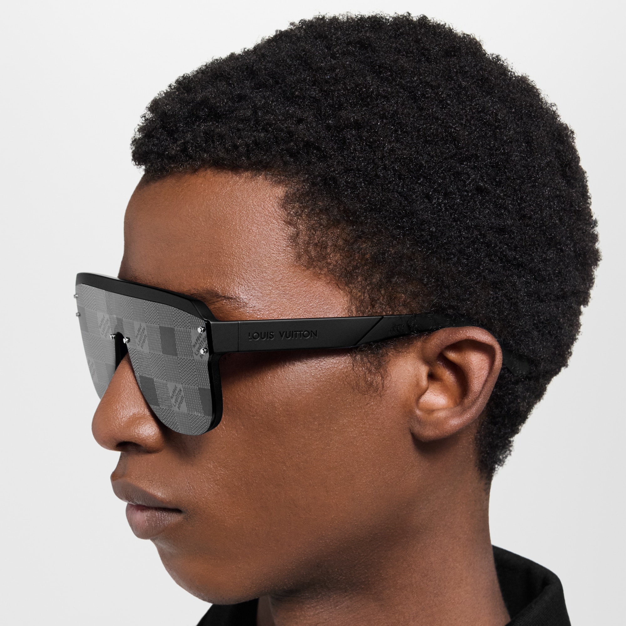 Men - LV Waimea Mask Round Sunglasses S00 Men Accessories Sunglasses | LOUIS VUITTON (Product zoom)