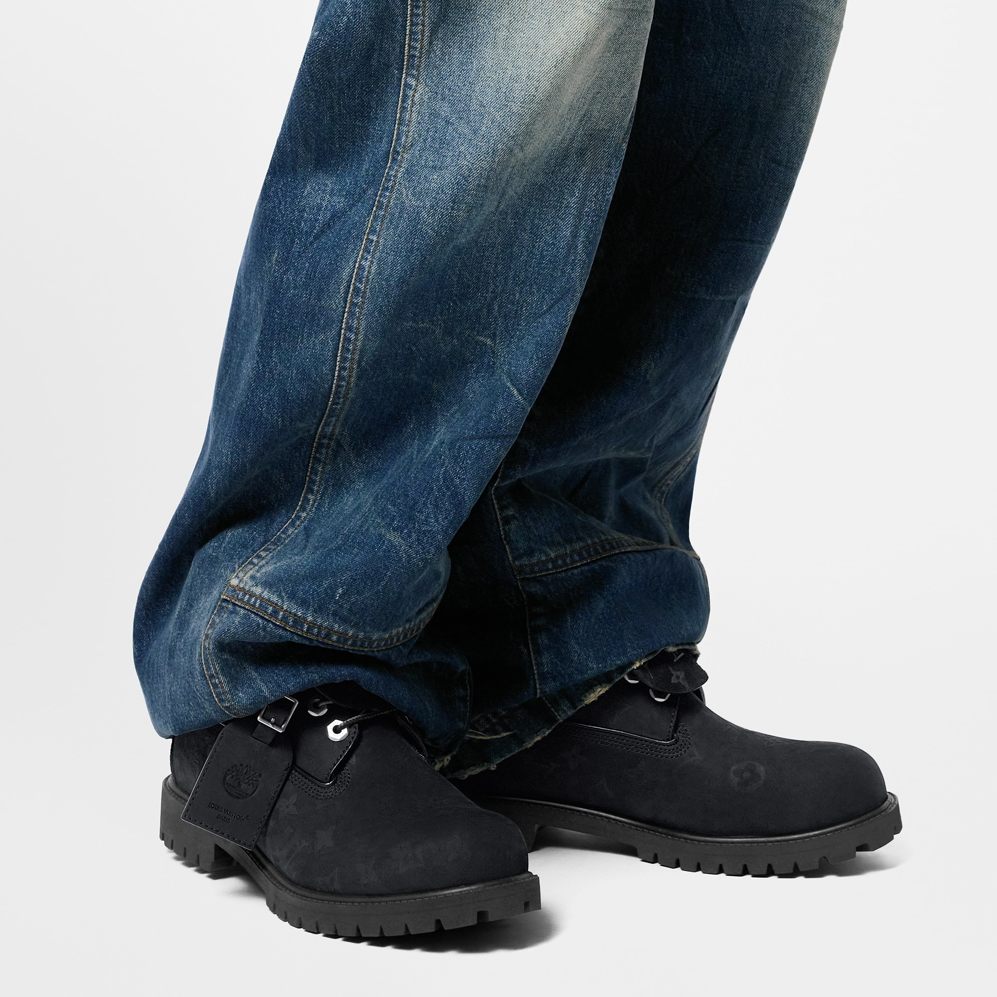 LV x Timberland 6-In Ankle Boots - Luxury Black | LOUIS VUITTON
