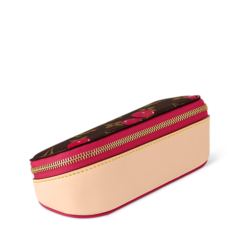 Trunks, Travel and Home - LV x TM Sunglasses Pouch S00 Trunks, Travel and Home Sport and Games } | LOUIS VUITTON (Product zoom)