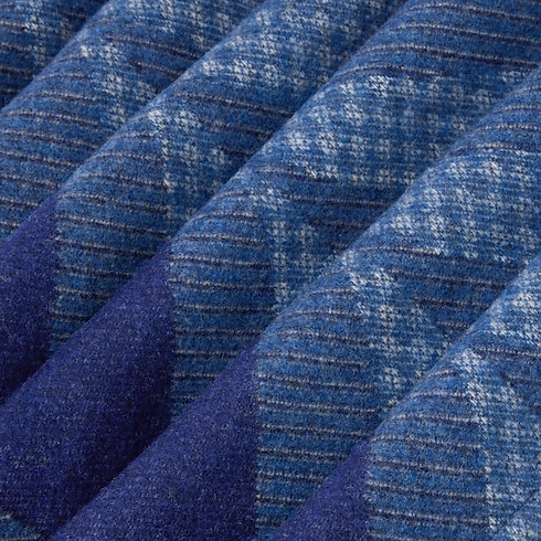 Trunks, Travel and Home - Mirage Damier Throw Blanket Trunks, Travel and Home Home and Art of Dining Home Textiles | LOUIS VUITTON (Product zoom)