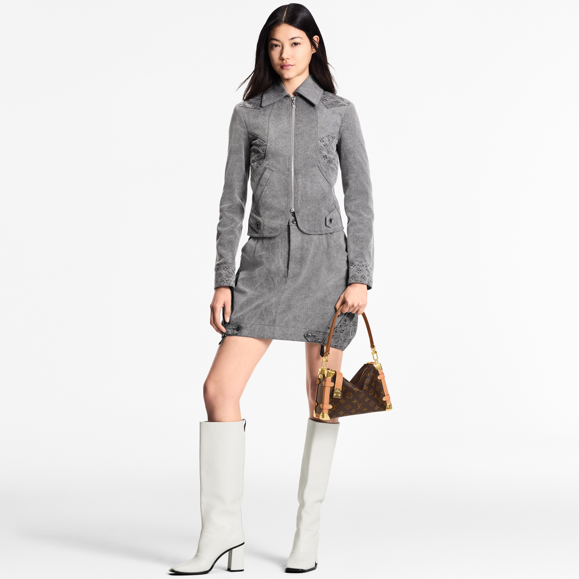 Gifts - Mon Monogram Side Trunk MM Bag Monogram Canvas Gifts Personalisation Bags and Small Leather Goods Personalisation | LOUIS VUITTON (Product zoom)