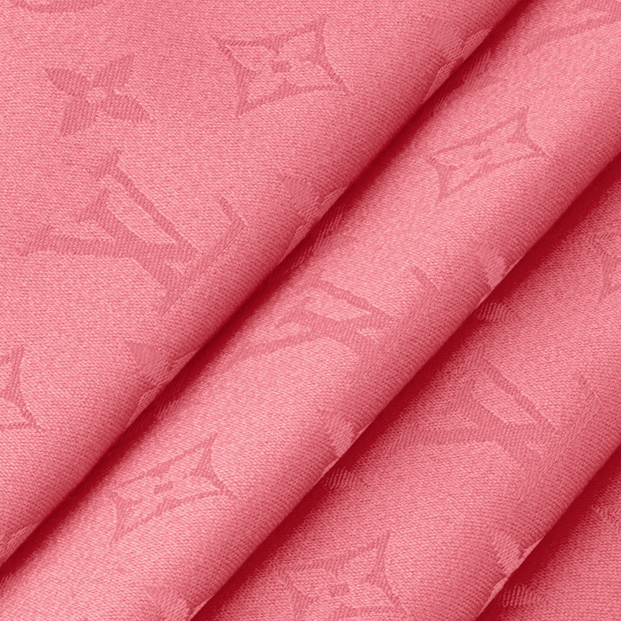 Women - Monogram Classic Shawl S00 Women Accessories Shawls and Stoles | LOUIS VUITTON (Product zoom)