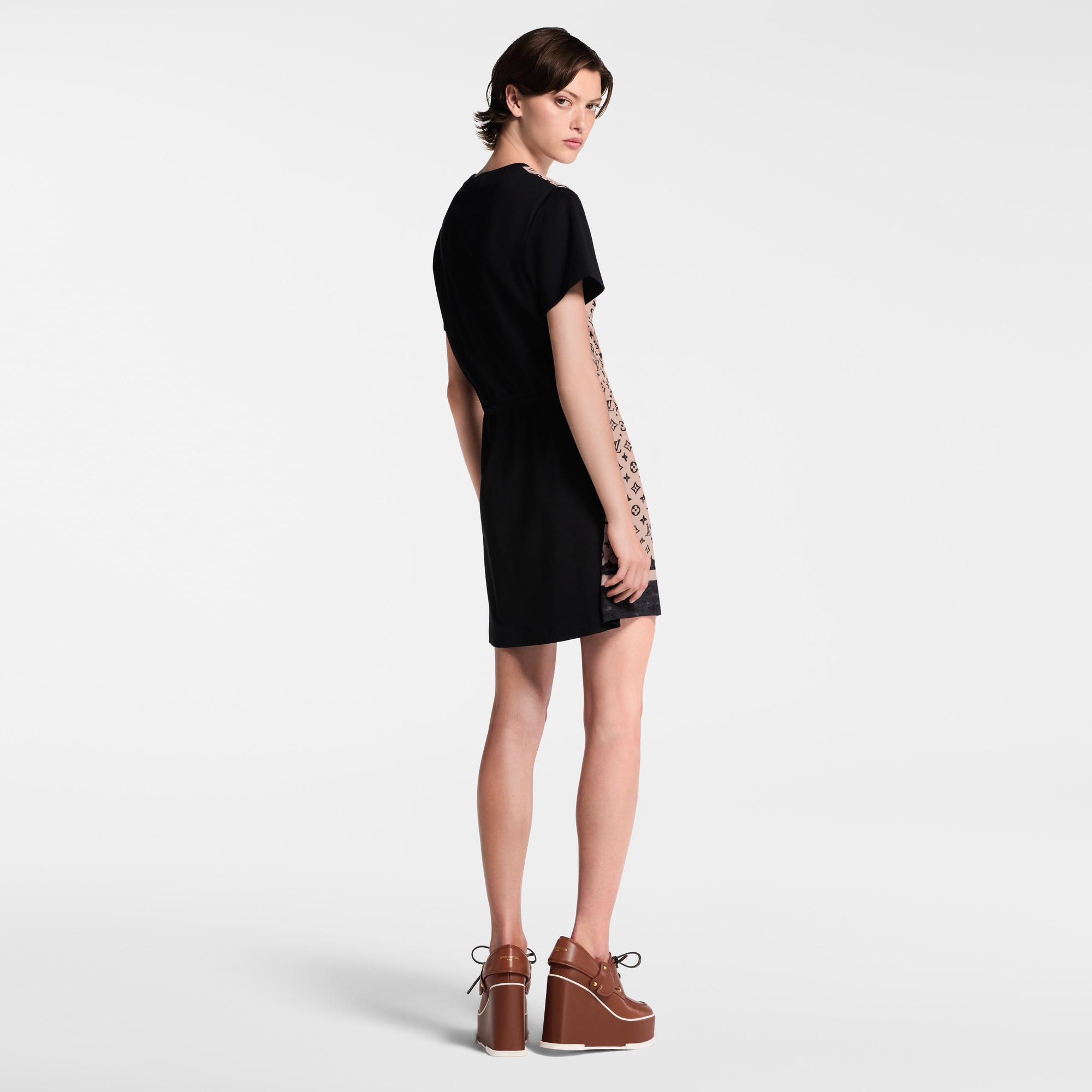 Women - Monogram Front Drawstring Dress  Women Ready-to-Wear Dresses | LOUIS VUITTON (Product zoom)