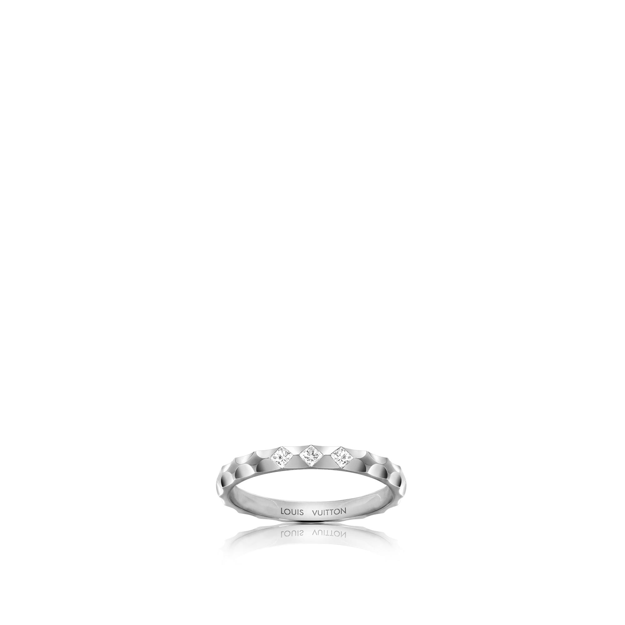 Jewellery - Monogram Infini wedding band, white gold and princess-cut diamonds  Jewellery Categories Jewellery Personalisation | LOUIS VUITTON (Product zoom)