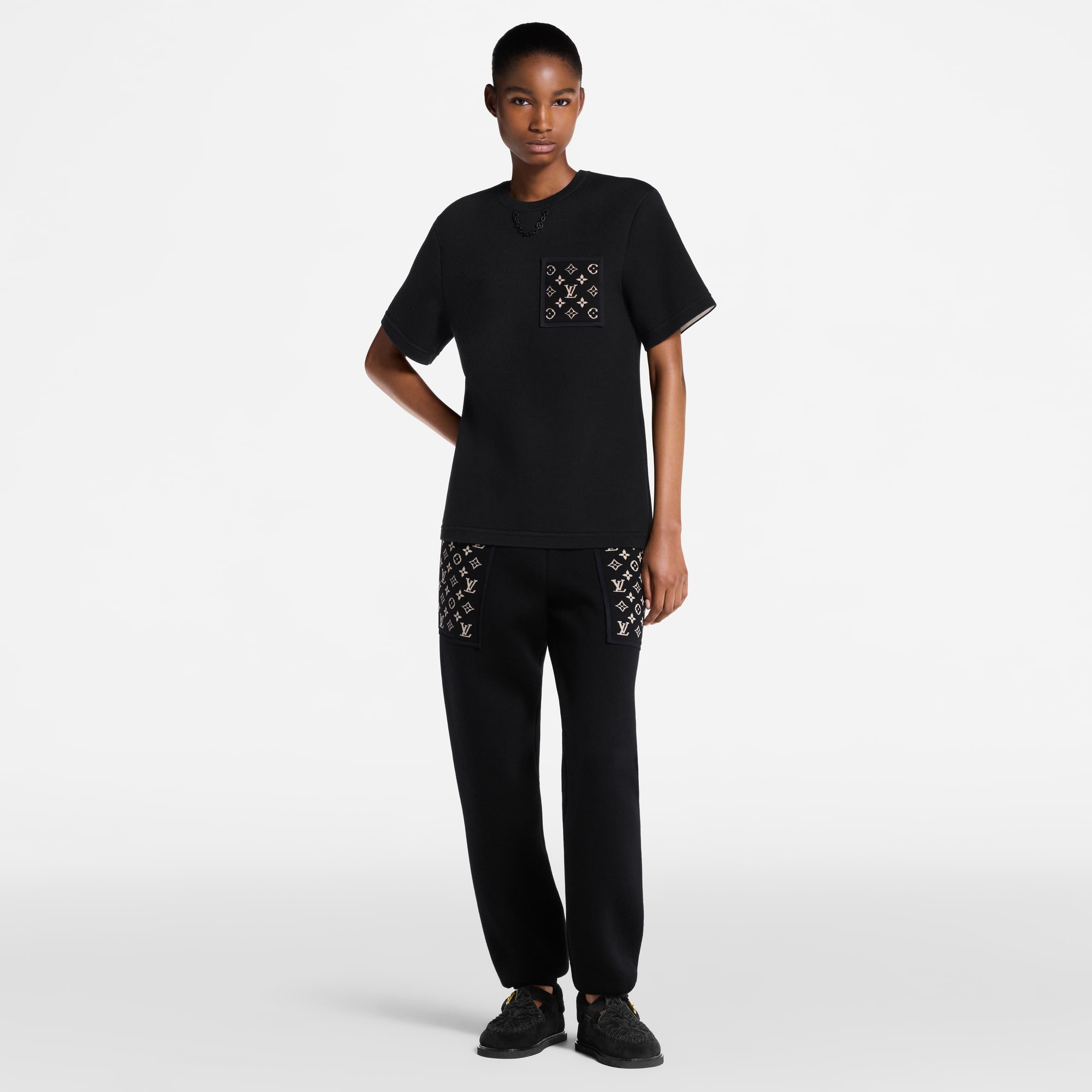 Women - Monogram Pocket T-Shirt  Women Ready-to-Wear Tops | LOUIS VUITTON (Product zoom)