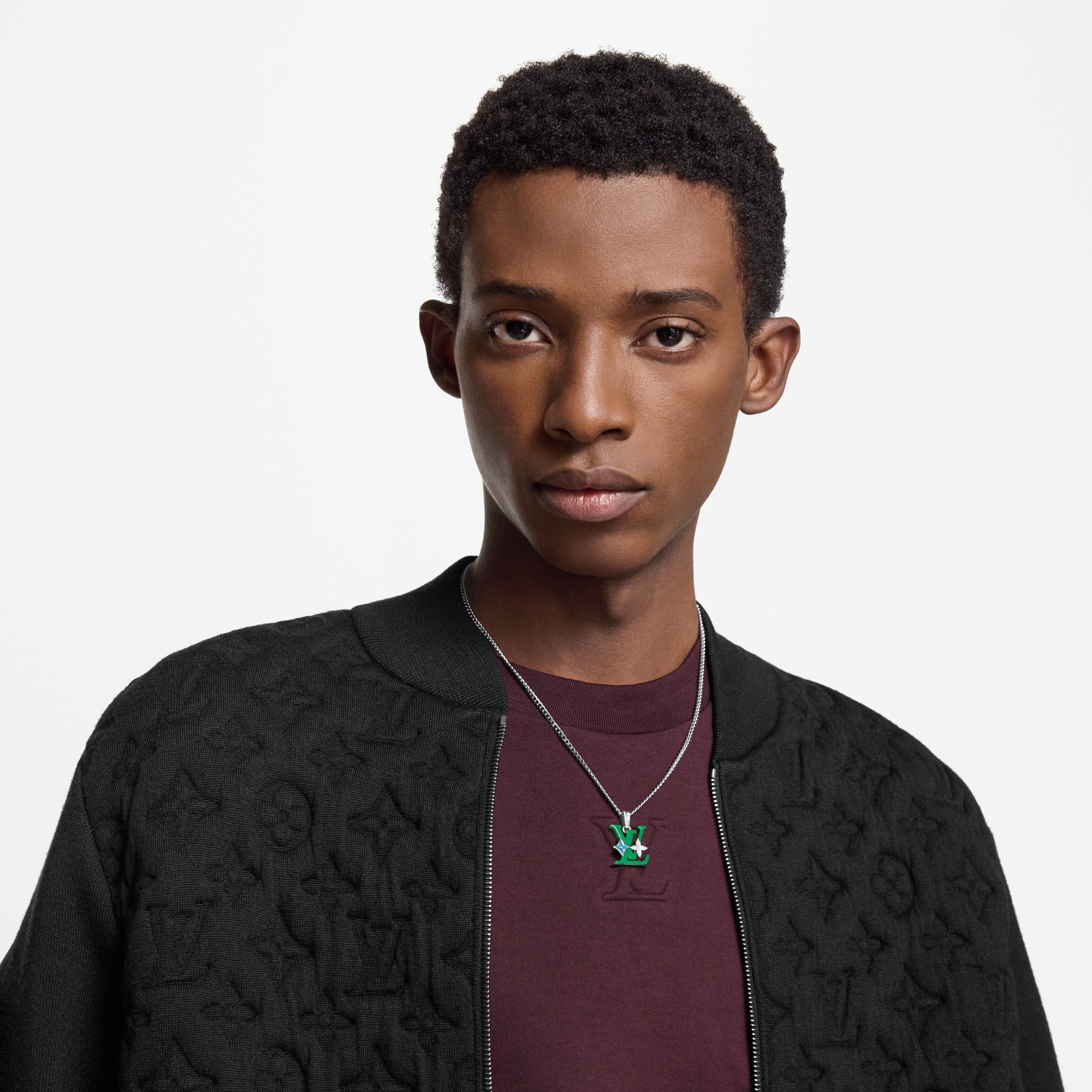 Men - Monogram Row Pendant S00 Men Fashion Jewellery Necklaces and Pendants | LOUIS VUITTON (Product zoom)