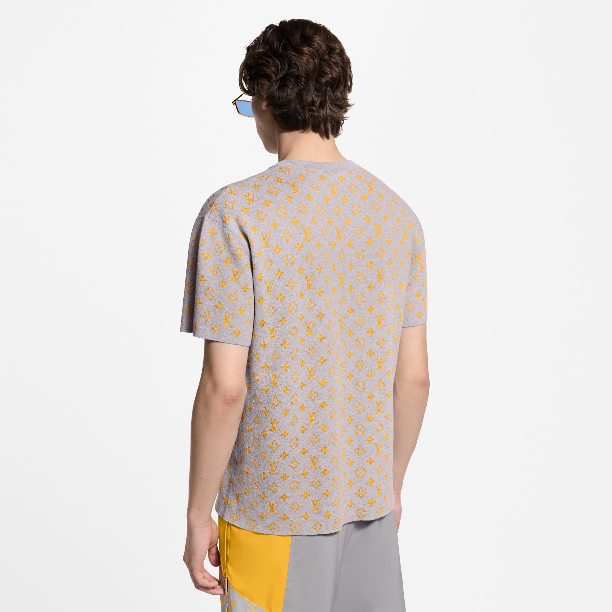 Men - Monogram Short-Sleeved Crewneck  Men Ready-to-Wear Knitwear and Sweatshirts | LOUIS VUITTON (Product zoom)