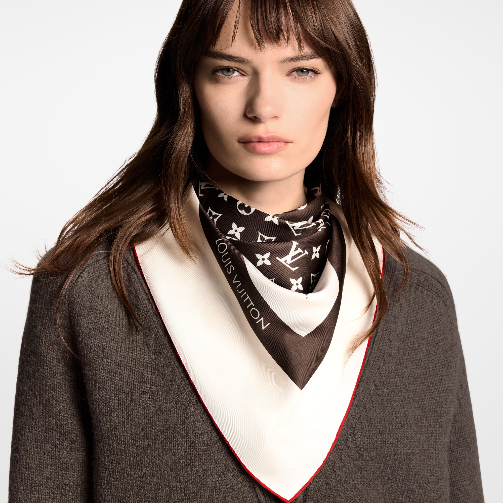 Women - Monogram Silhouette Square 70 S00 Women Accessories Silk Squares and Bandeaux | LOUIS VUITTON (Product zoom)