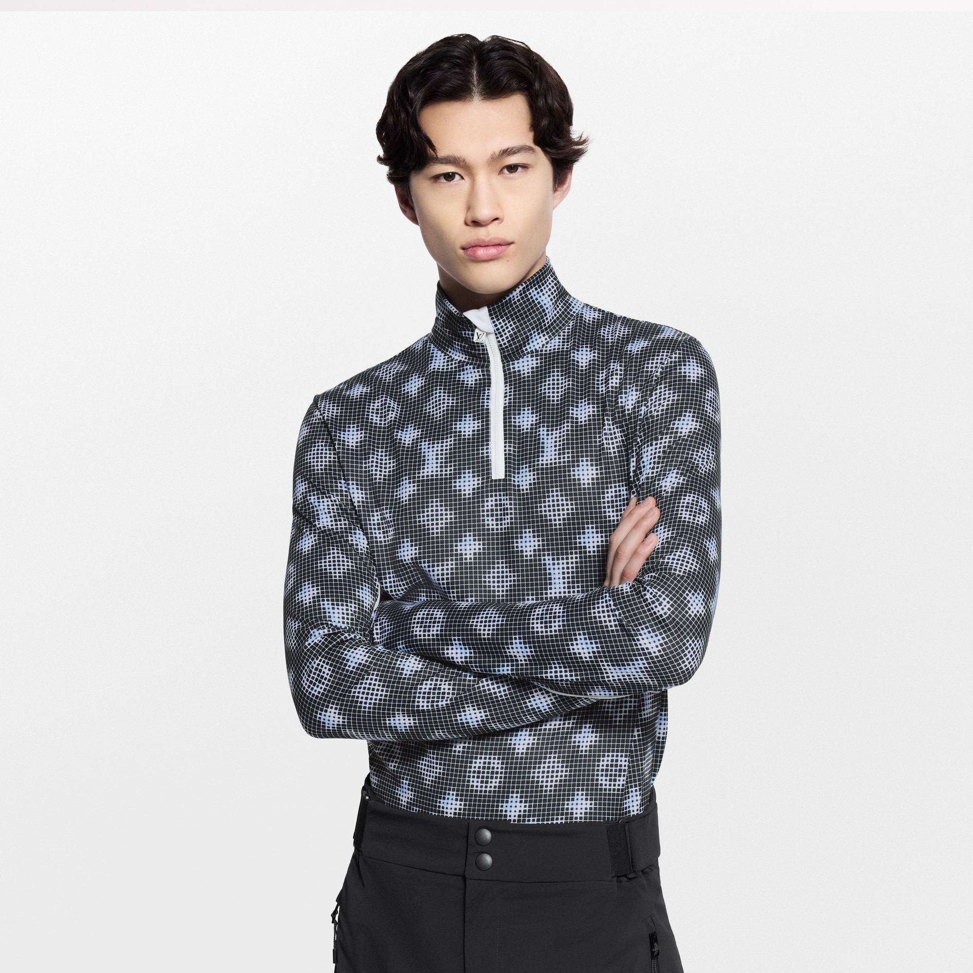 Men - Monogram Technical Long-Sleeved T-Shirt  Men Ready-to-Wear T-Shirts and Polos | LOUIS VUITTON (Product zoom)