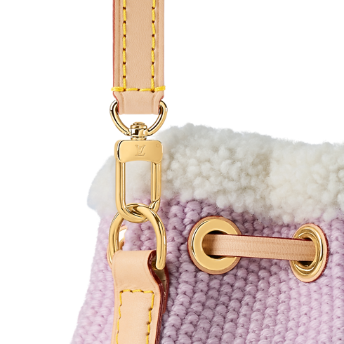 Nano Noé Knit Knot closeup view