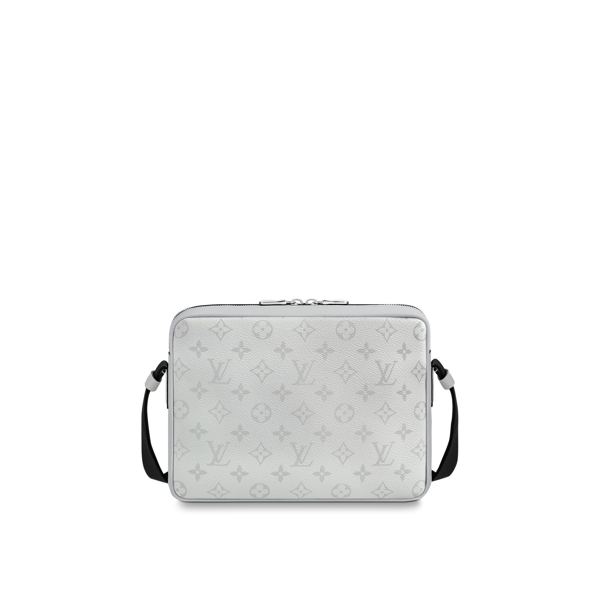 louis vuitton messenger back