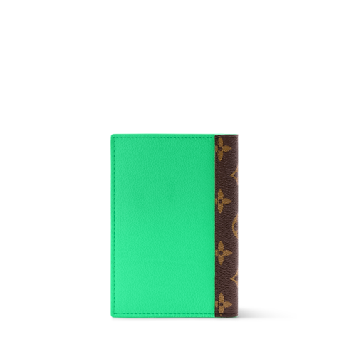Women - Passport Cover Women Wallets and Small Leather Goods Card Holders and Key Holders | LOUIS VUITTON (Product zoom)