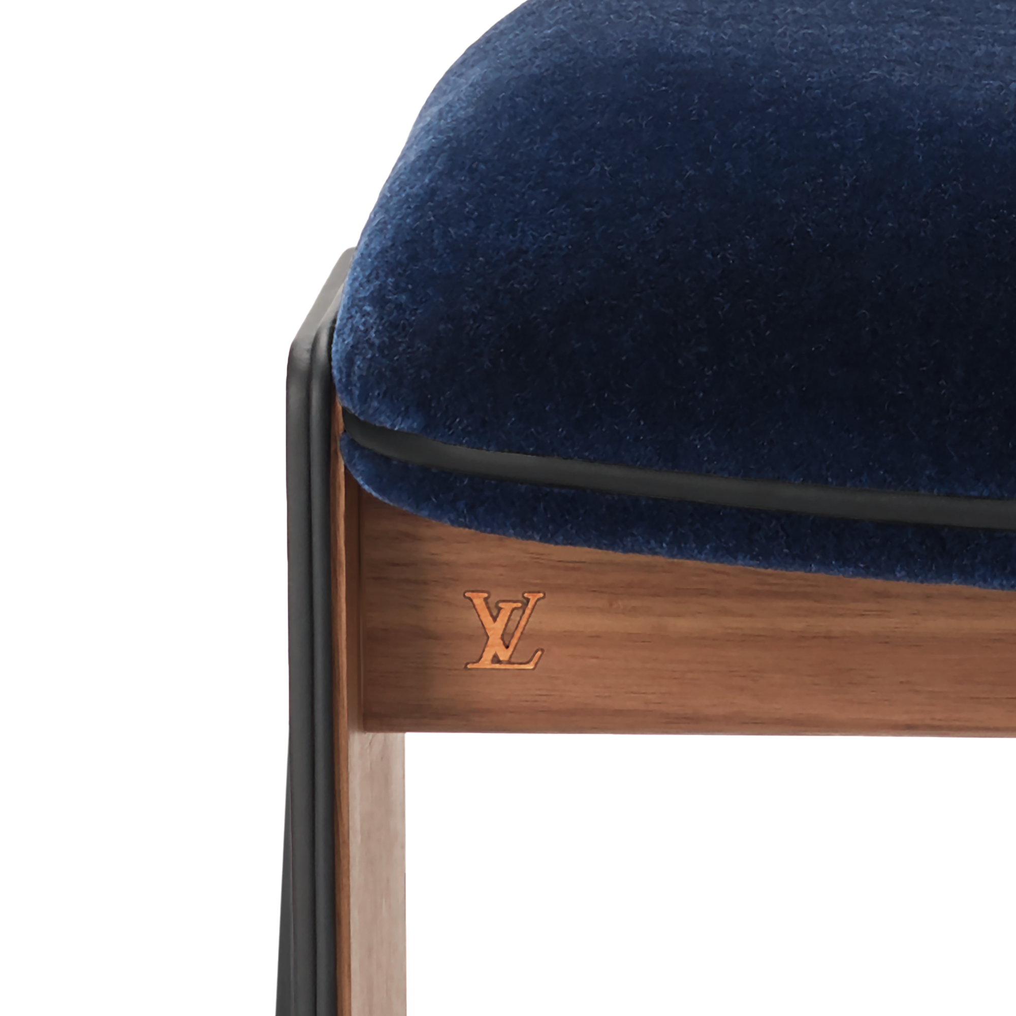 Trunks, Travel and Home - Pegaso Chair  Trunks, Travel and Home Home and Art of Dining Furniture | LOUIS VUITTON (Product zoom)