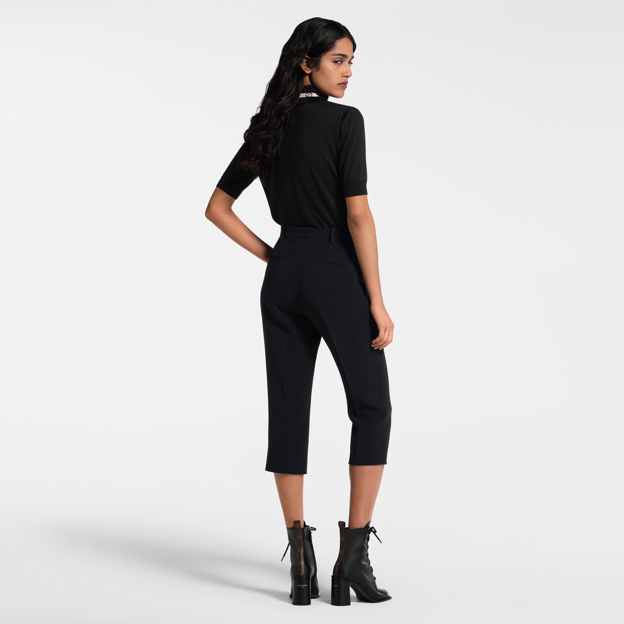 Women - Pleated Collar Knit Top  Women Ready-to-Wear Tops | LOUIS VUITTON (Product zoom)