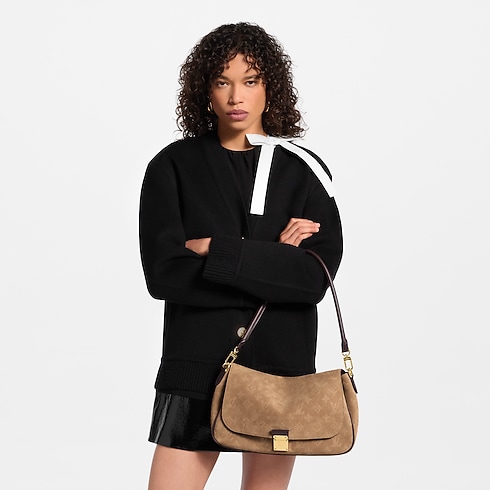 Women - Pochette Métis Soft MM Bag Monogram Empreinte Leather Women Handbags Handbags | LOUIS VUITTON (Product zoom)