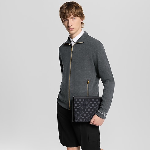 New - Pochette Voyage MM Monogram Eclipse New Ramadan Ramadan Selection for Him | LOUIS VUITTON (Product zoom)