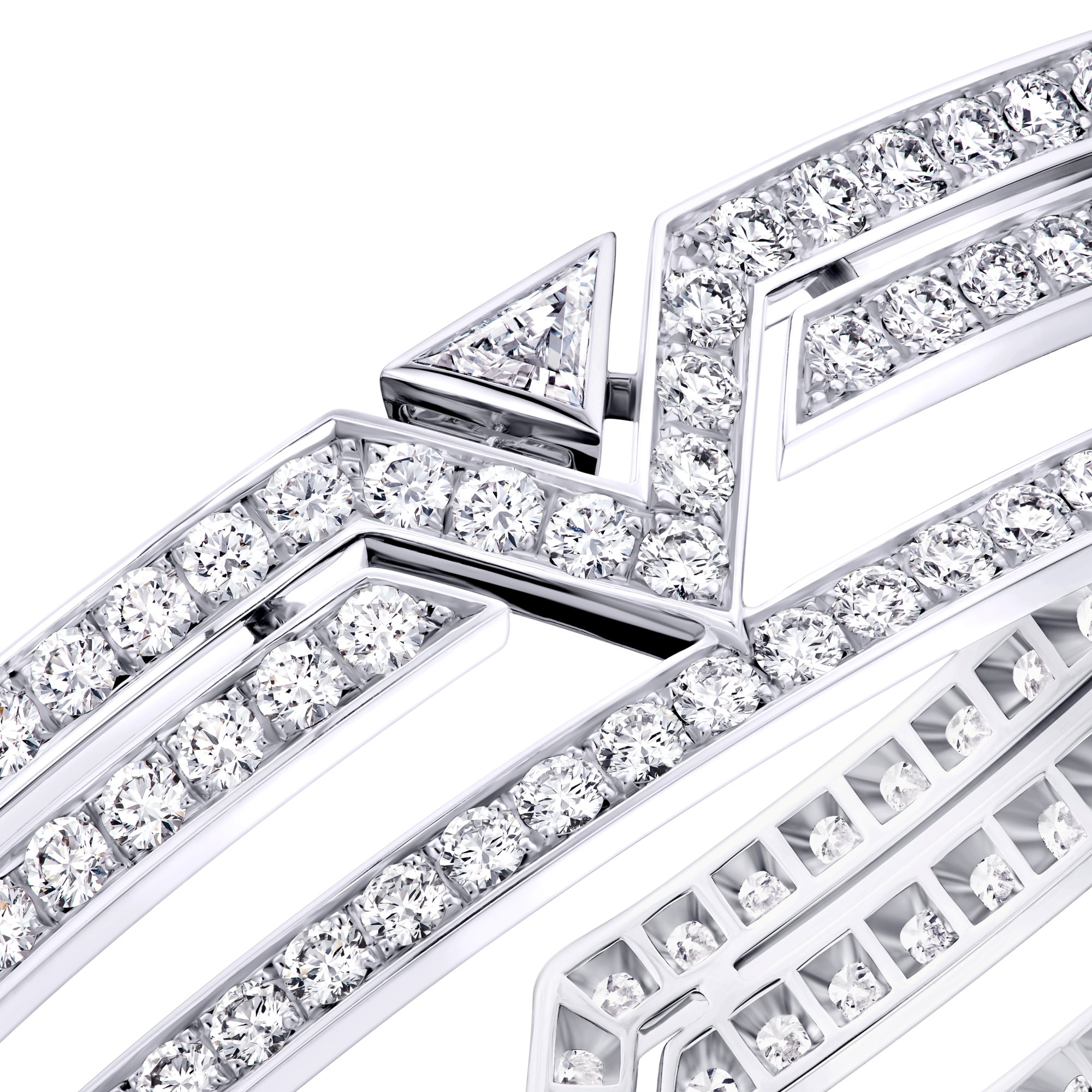 Les Extraordinaires - Pure V Bracelet, White Gold and Diamonds  Les Extraordinaires Jewellery Bracelets | LOUIS VUITTON (Product zoom)