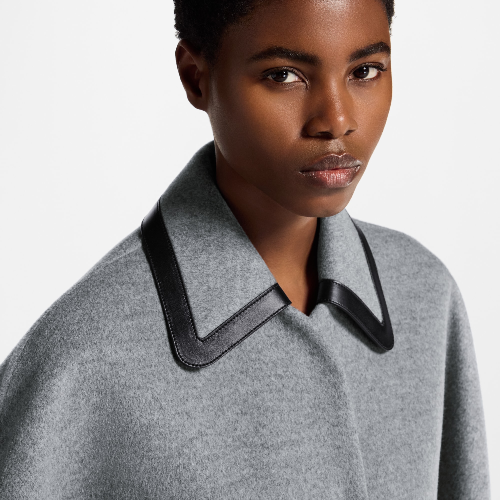 Women - Removable Collar Double Face Coat  Women Ready-to-Wear Coats and Jackets | LOUIS VUITTON (Product zoom)