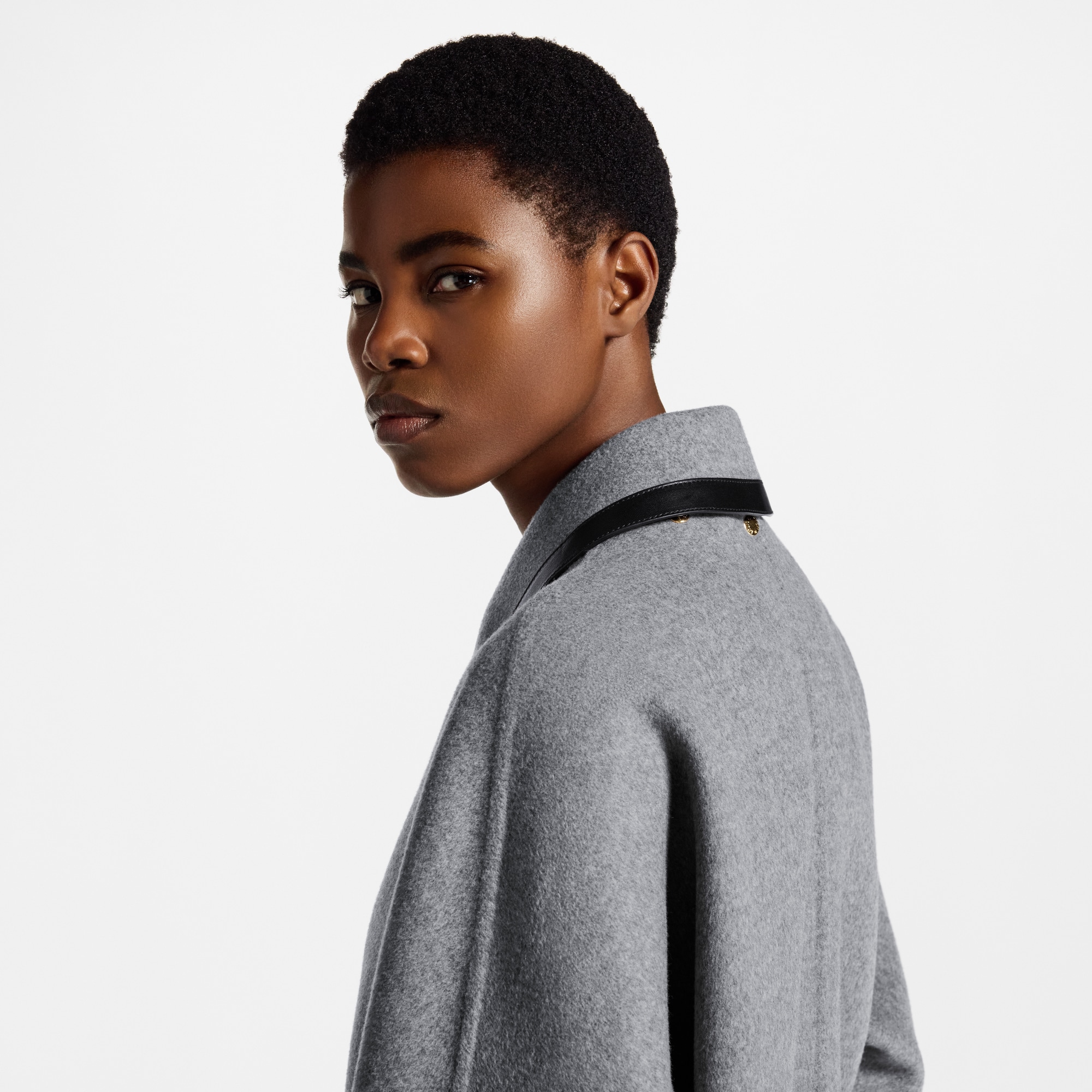 Women - Removable Collar Double Face Coat  Women Ready-to-Wear Coats and Jackets | LOUIS VUITTON (Product zoom)