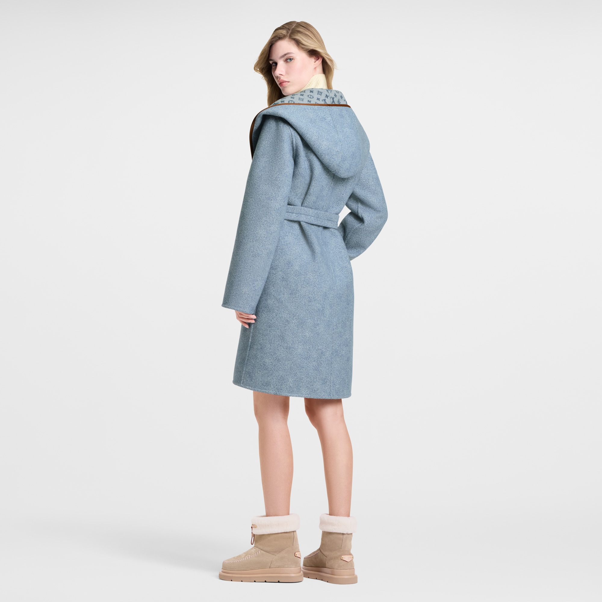 Women - Reversible Signature Hooded Wrap Coat  Women Ready-to-Wear Coats and Jackets | LOUIS VUITTON (Product zoom)