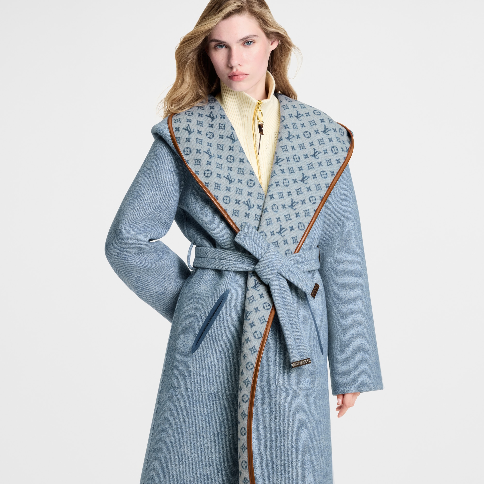 Women - Reversible Signature Hooded Wrap Coat  Women Ready-to-Wear Coats and Jackets | LOUIS VUITTON (Product zoom)