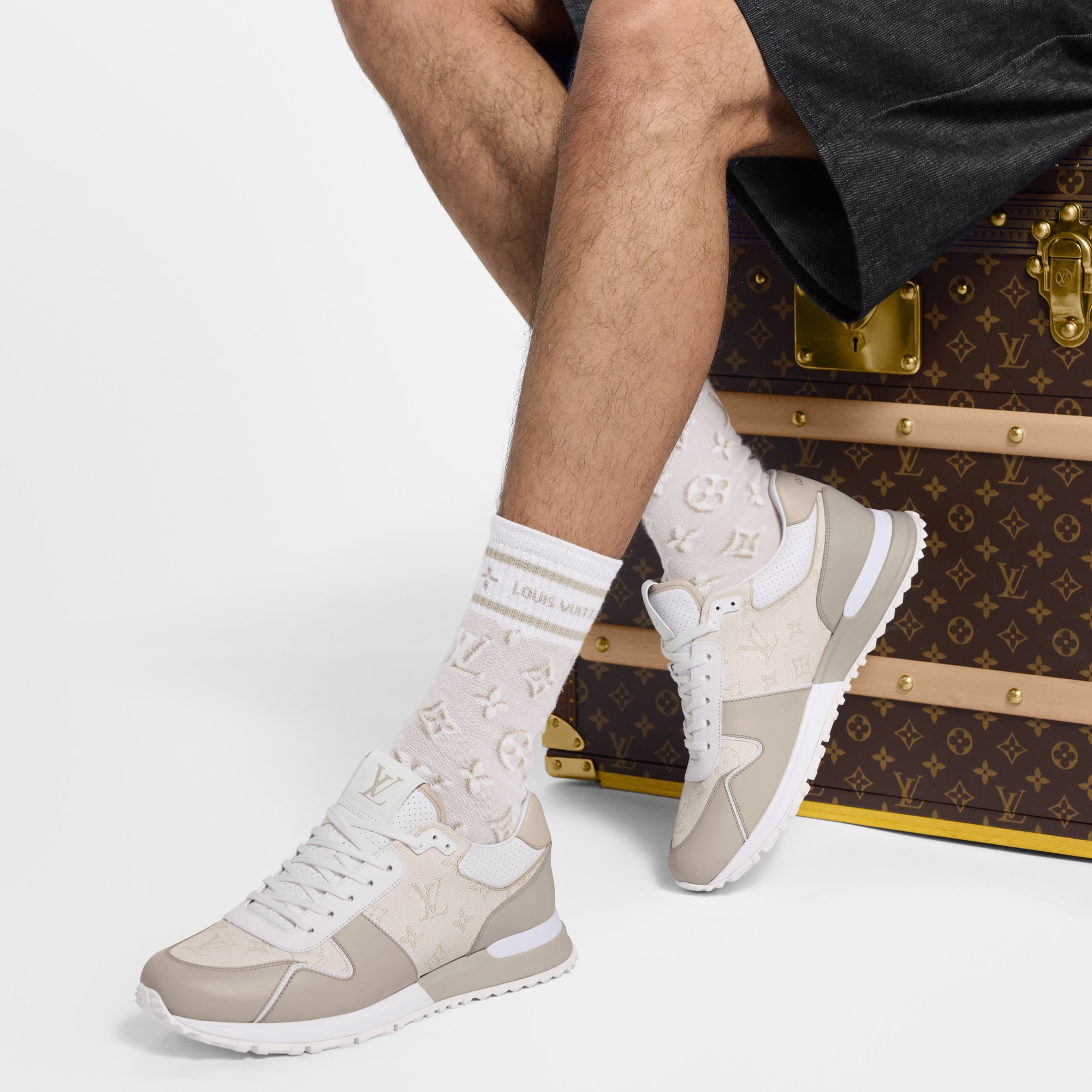 Men - Run Away Trainers  Men Shoes Trainers | LOUIS VUITTON (Product zoom)