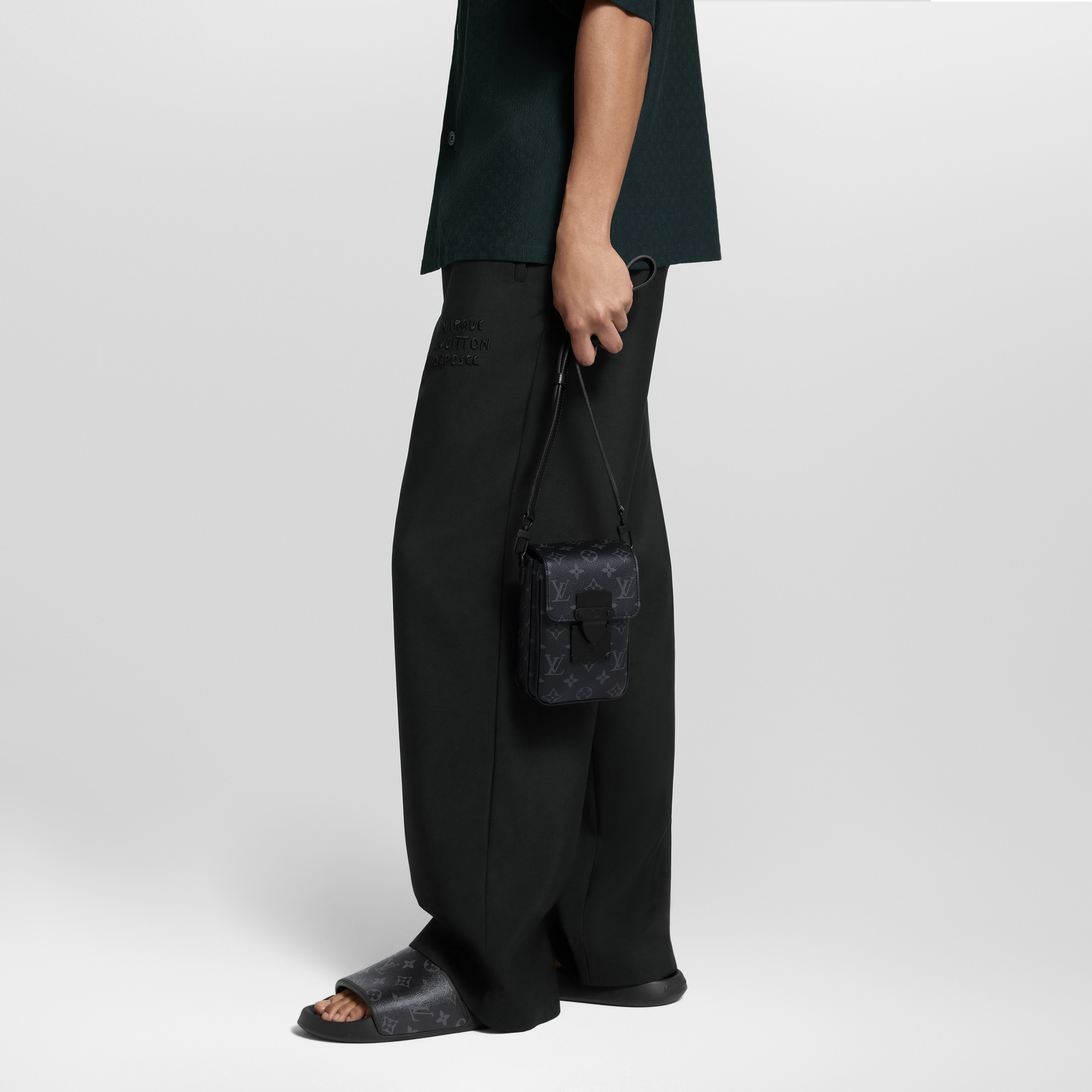 Men - S-Lock Vertical Wearable Wallet Monogram Eclipse Men Bags All Collections | LOUIS VUITTON (Product zoom)