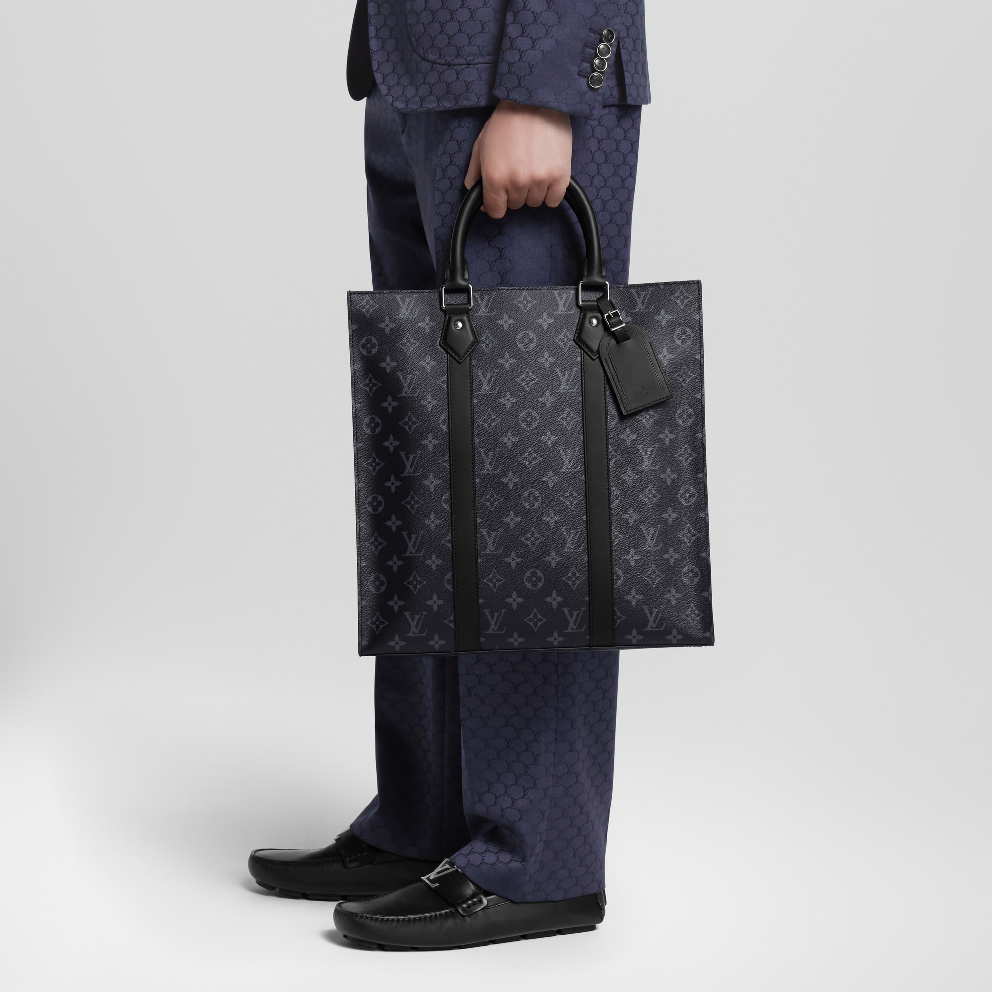 Men - Sac Plat Bag Monogram Eclipse Men Bags All Collections | LOUIS VUITTON (Product zoom)