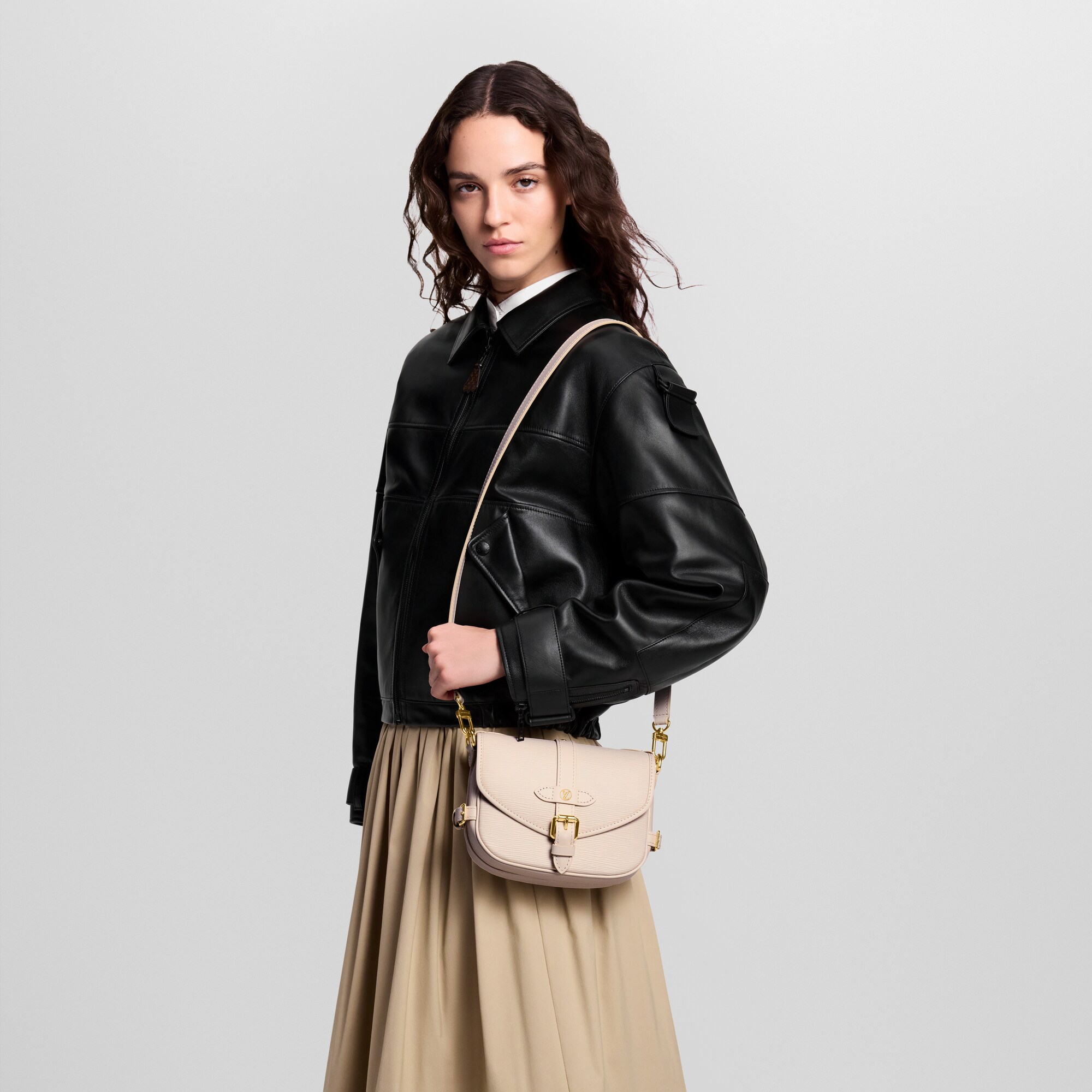 Women - Saumur BB Bag Epi Leather Women Handbags All Collections | LOUIS VUITTON (Product zoom)