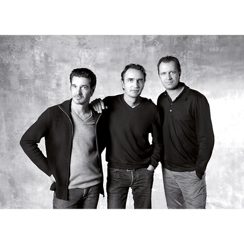 Trunks, Travel and Home - Serpentine Table GM By Atelier Oï Trunks, Travel and Home Home and Art of Dining Furniture | LOUIS VUITTON (Product zoom)