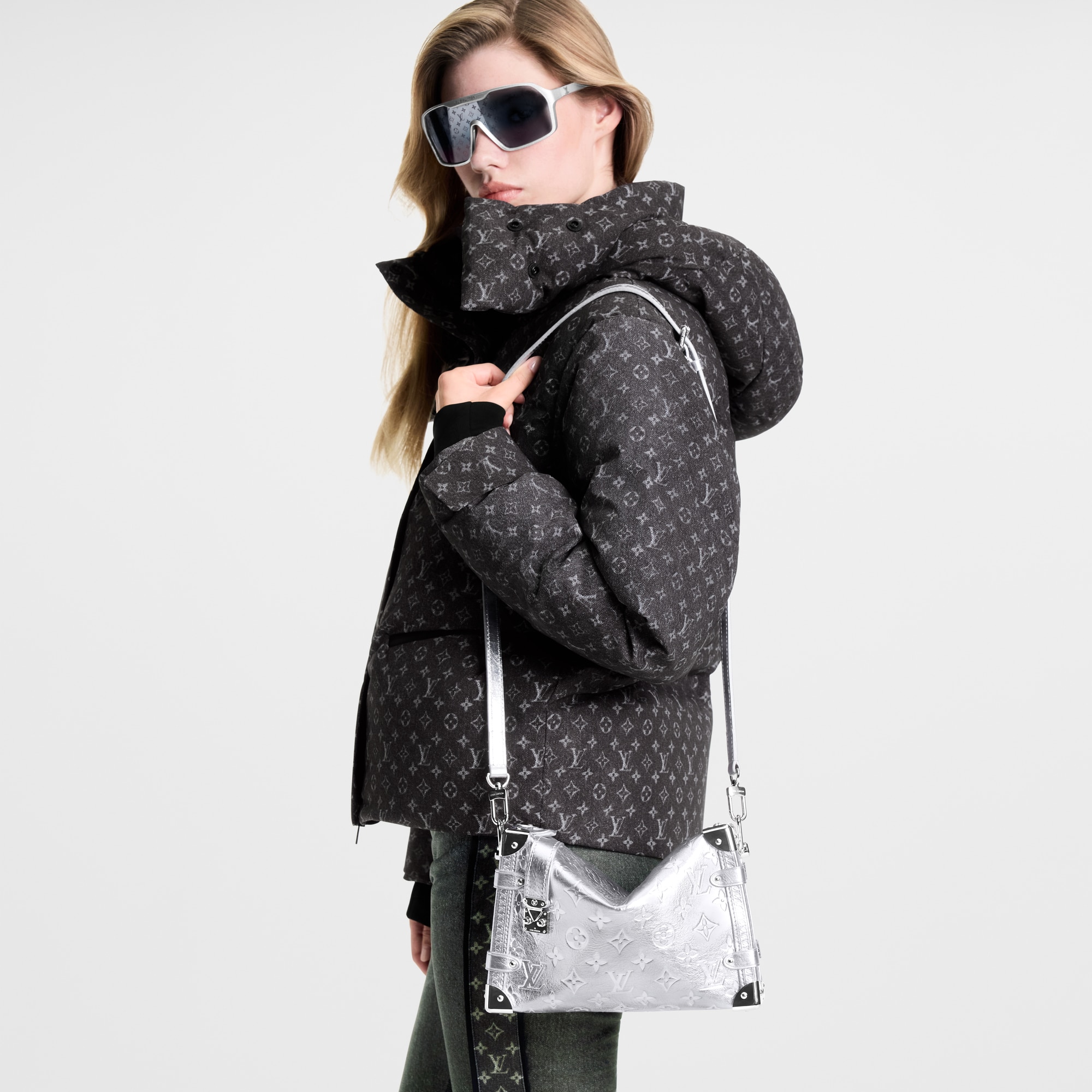 Bags and Small Leather Goods - Side Trunk MM Bag  Bags and Small Leather Goods Women