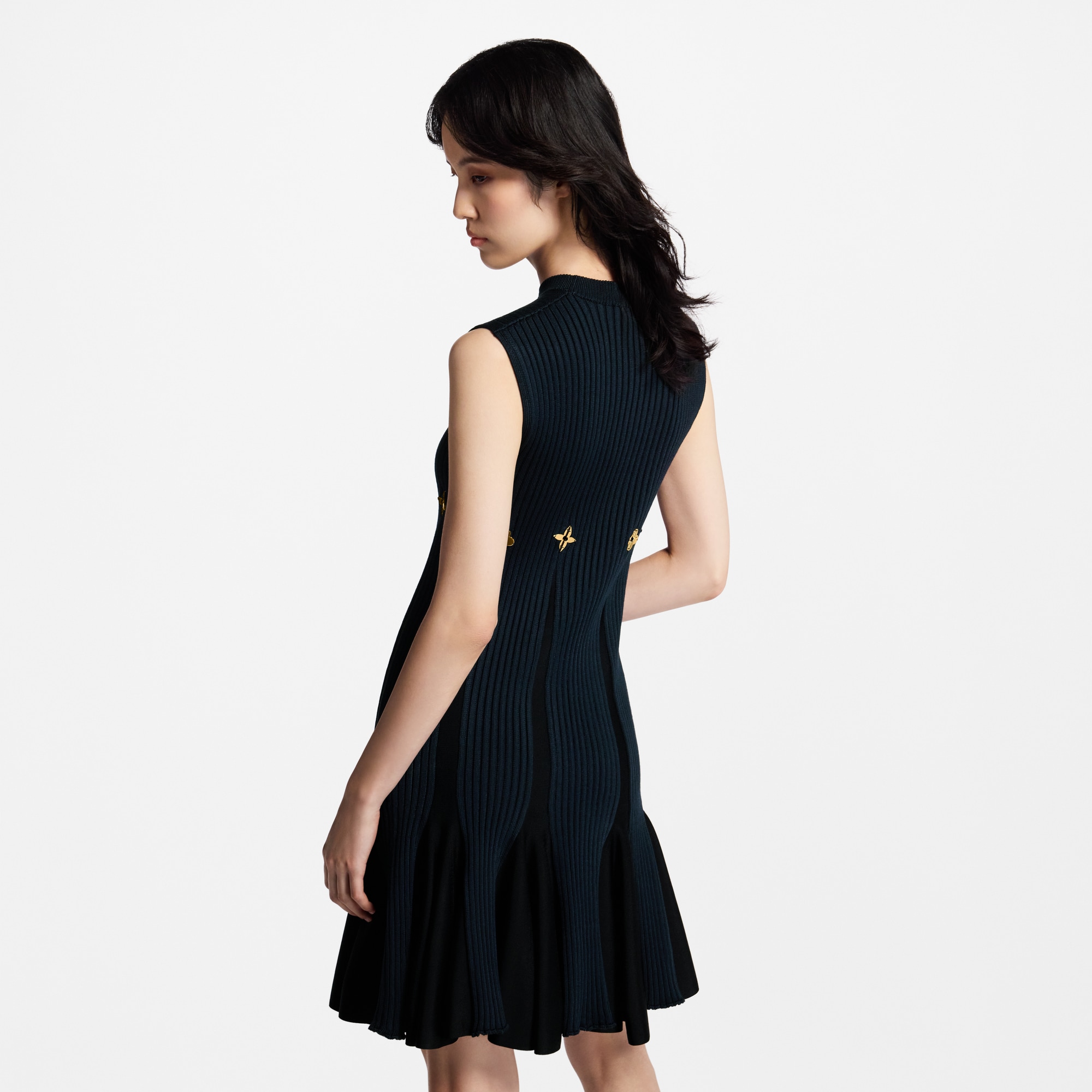 Women - Signature Accent Knit Dress  Women Ready-to-Wear Dresses | LOUIS VUITTON (Product zoom)