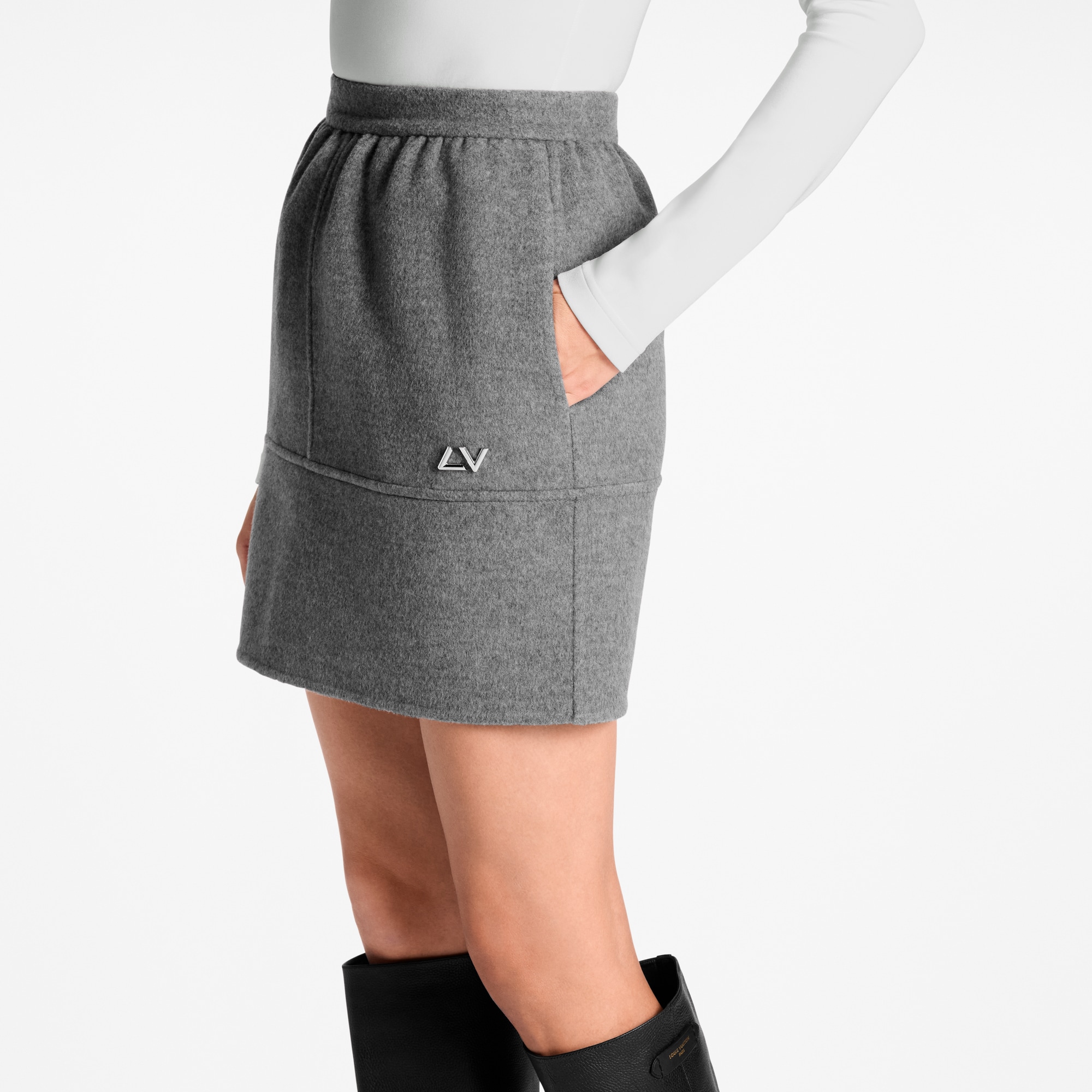 Women - Signature Charm Double-Faced Skirt  Women Ready-to-Wear Skirts and Shorts | LOUIS VUITTON (Product zoom)