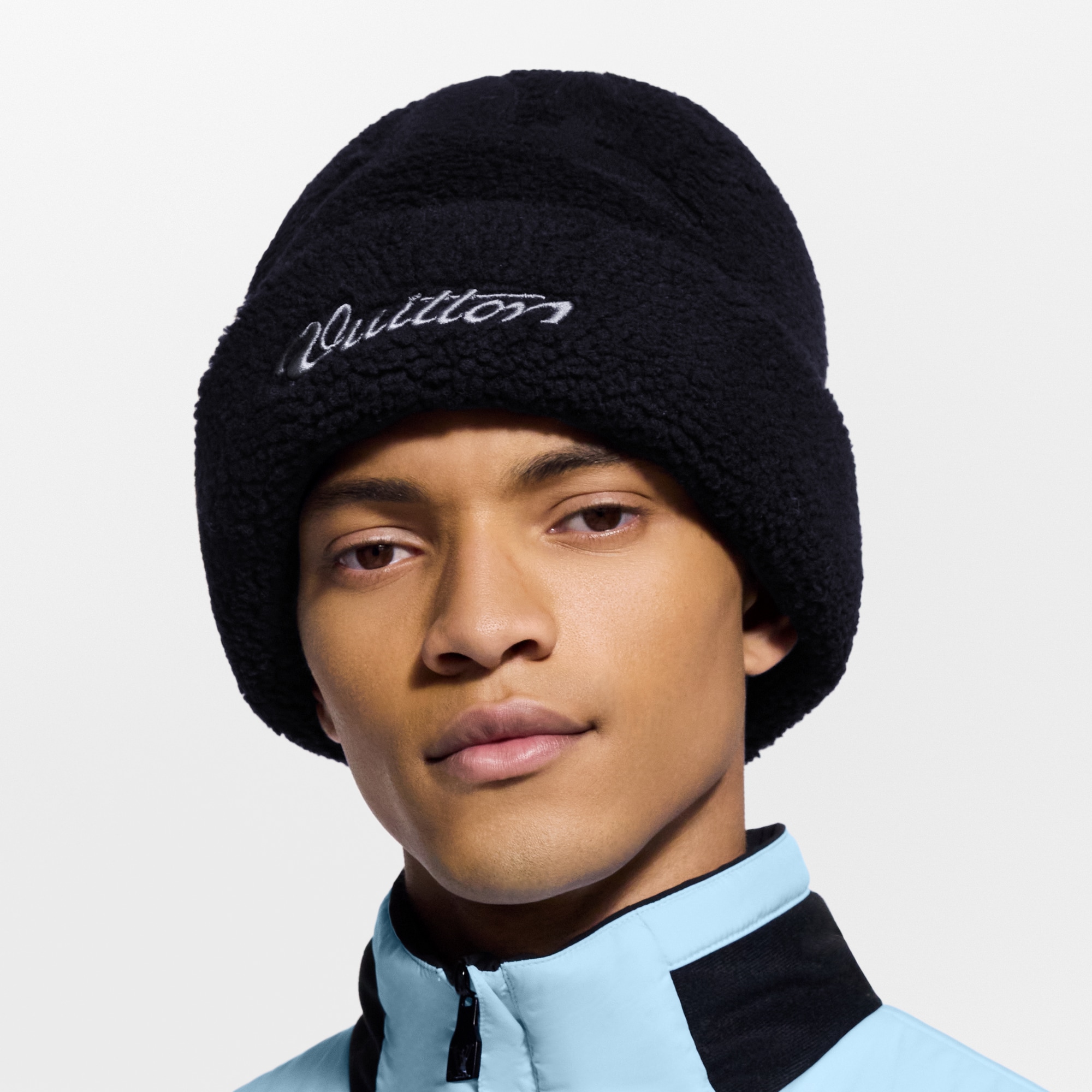 Men - Signature Fleece Beanie S00 Men Accessories Hats, Beanies and Gloves | LOUIS VUITTON (Product zoom)