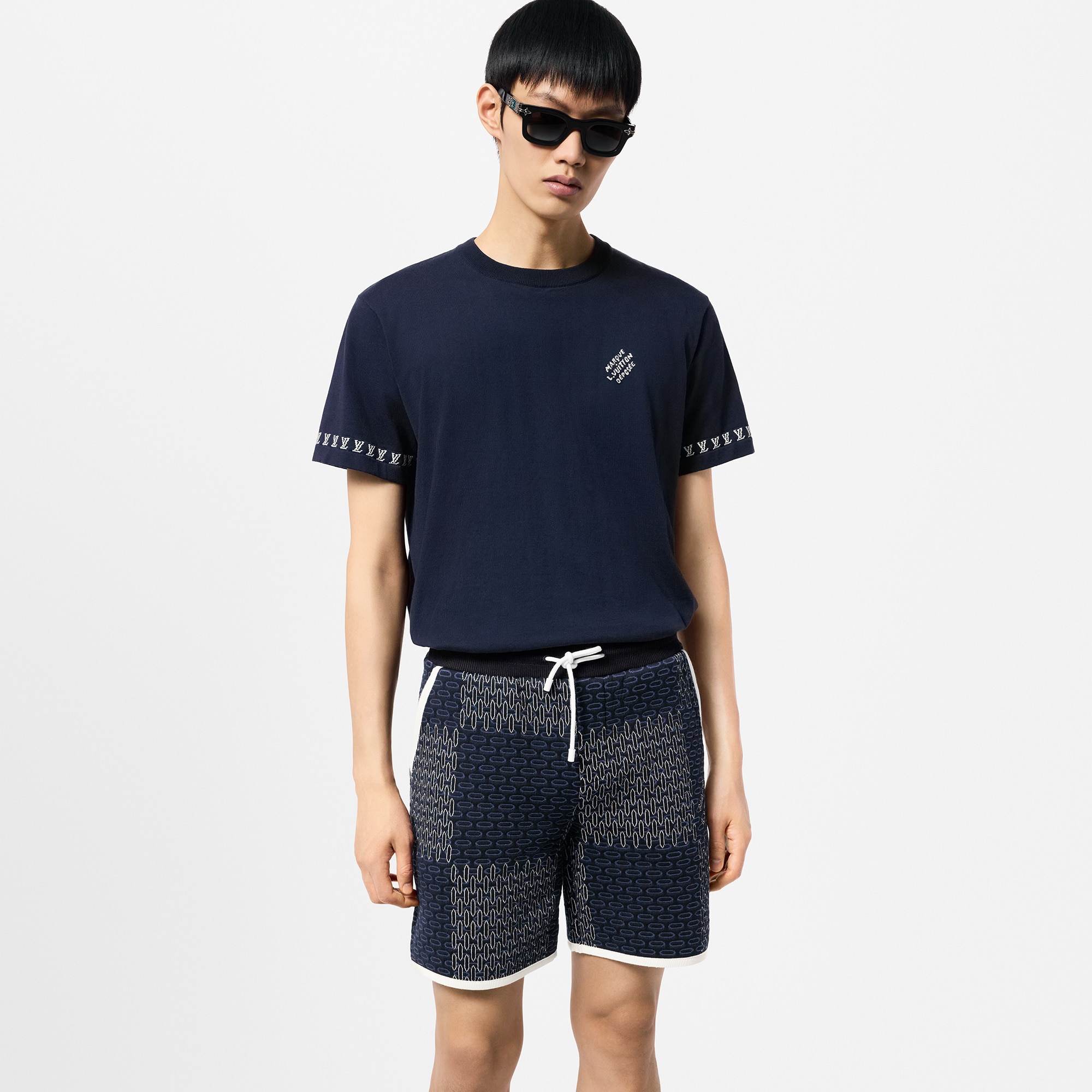Men - Signature Short-Sleeved Crewneck  Men Ready-to-Wear All Ready-to-Wear | LOUIS VUITTON (Product zoom)
