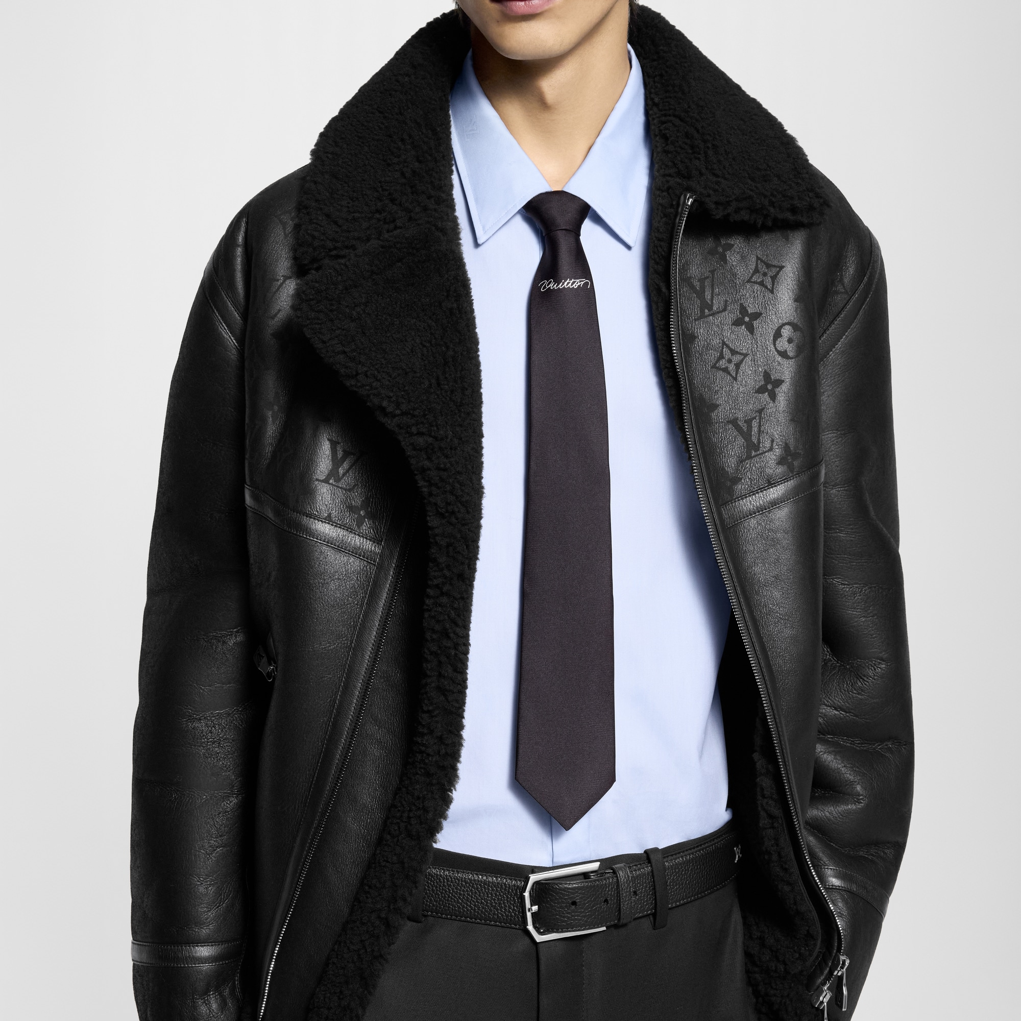 Men - Signature Tie S00 Men Accessories Ties and Pocket Squares | LOUIS VUITTON (Product zoom)