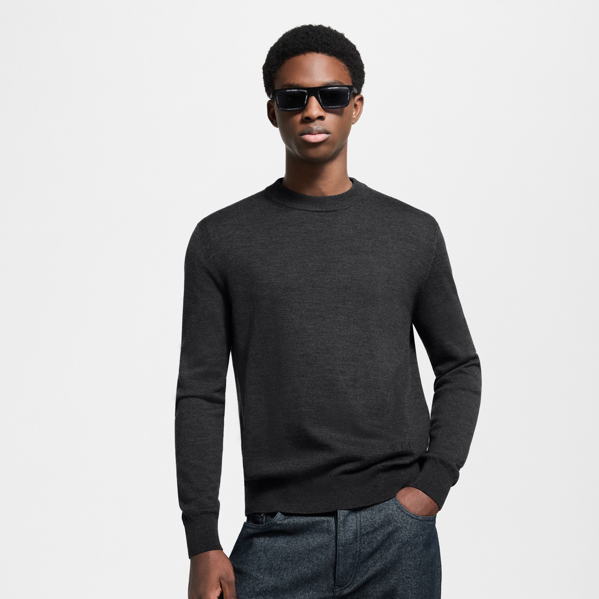 Men - Signature Wool-Silk Blend Long-Sleeved Crewneck  Men Ready-to-Wear All Ready-to-Wear | LOUIS VUITTON (Product zoom)