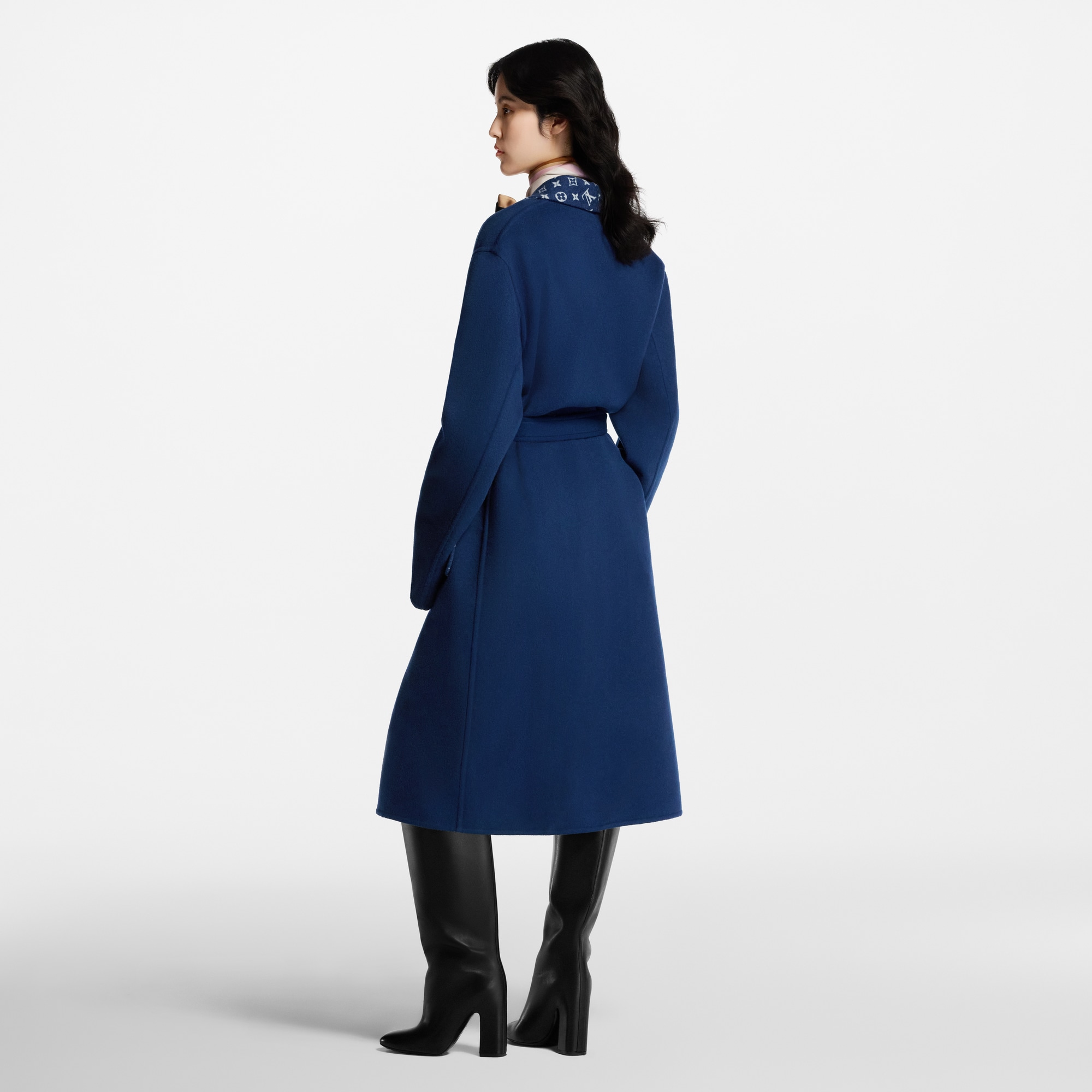 Women - Signature Wrap Coat  Women Ready-to-Wear Coats and Jackets | LOUIS VUITTON (Product zoom)