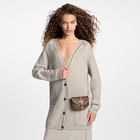 Women - Solo Bag Monogram Canvas Women Wallets and Small Leather Goods Wallets on Chain and Mini Bags | LOUIS VUITTON (Product zoom)