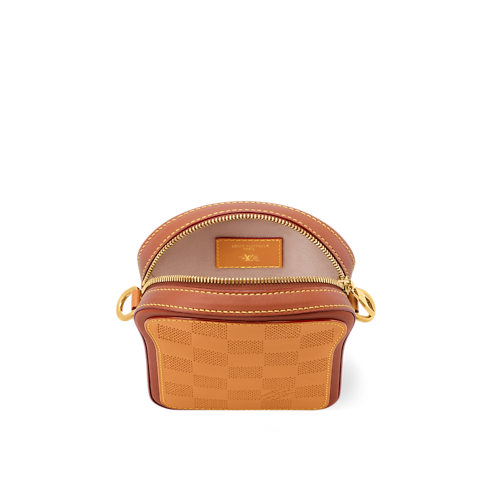 Men - Toast Wearable Wallet Monogram Other Men Wallets and Small Leather Goods Mini Bags | LOUIS VUITTON (Product zoom)