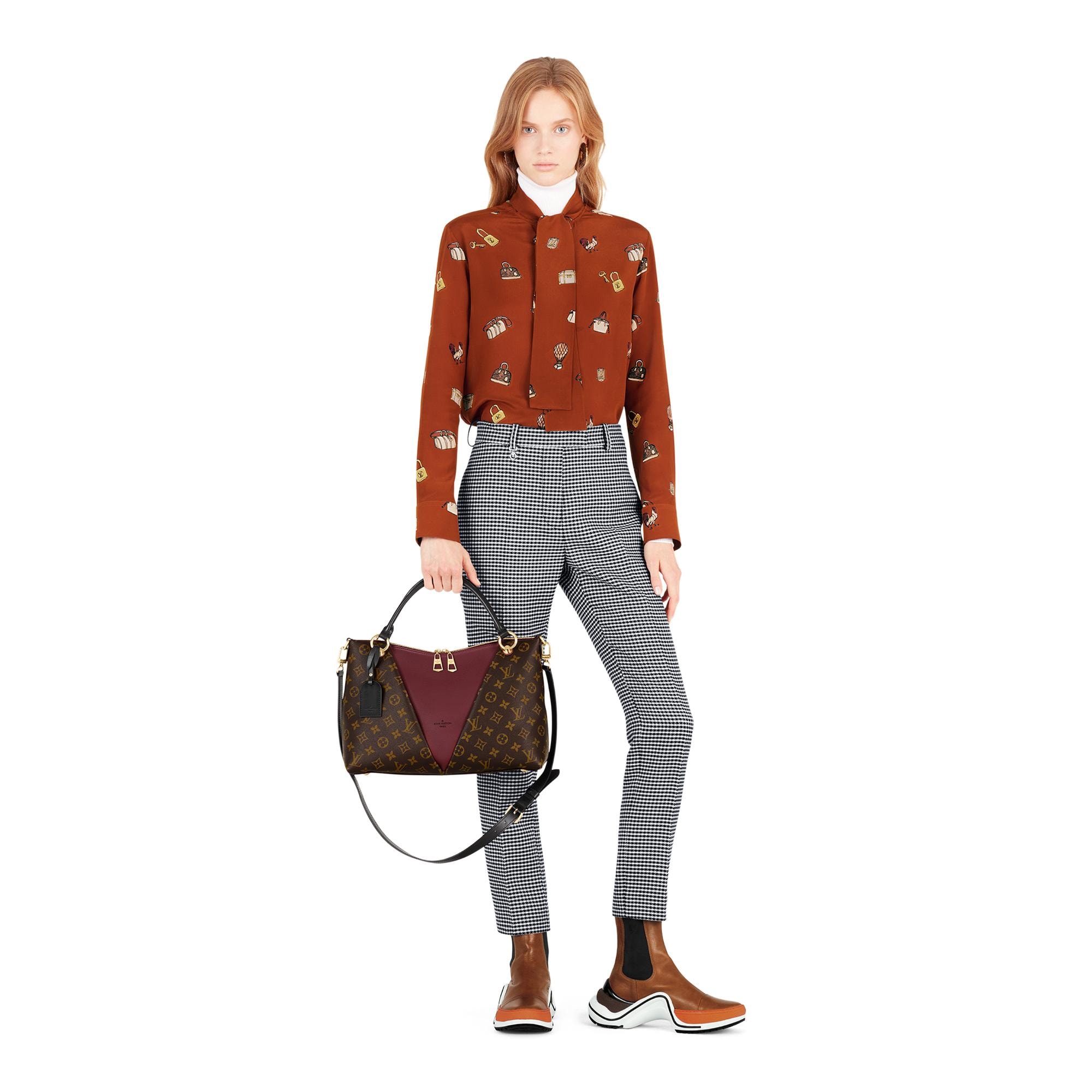 V Tote MM Monogram Canvas - Handbags | LOUIS VUITTON