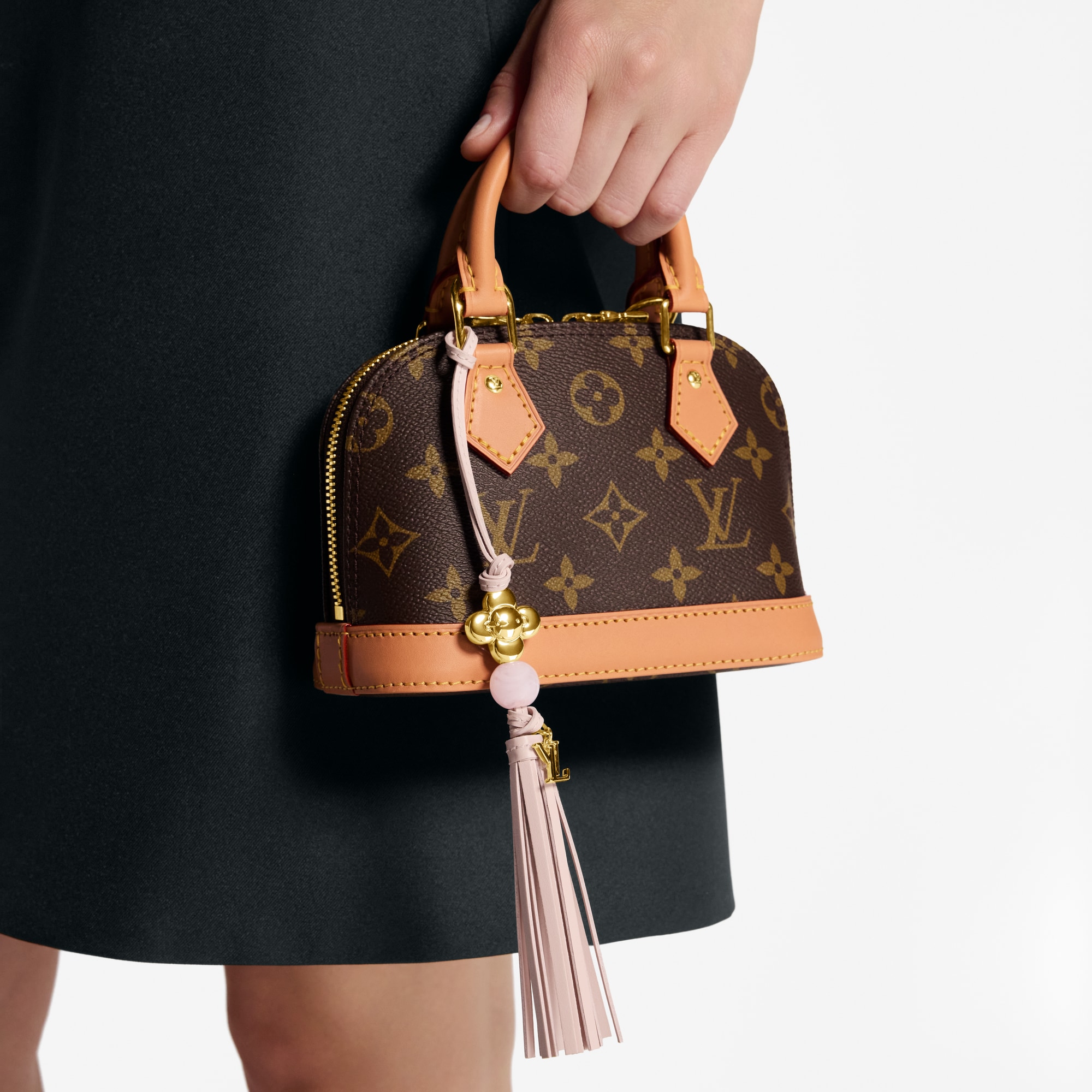 Women - Vivienne Energy Bag Charm S00 Women Accessories Bag Charms and Keyholders | LOUIS VUITTON (Product zoom)