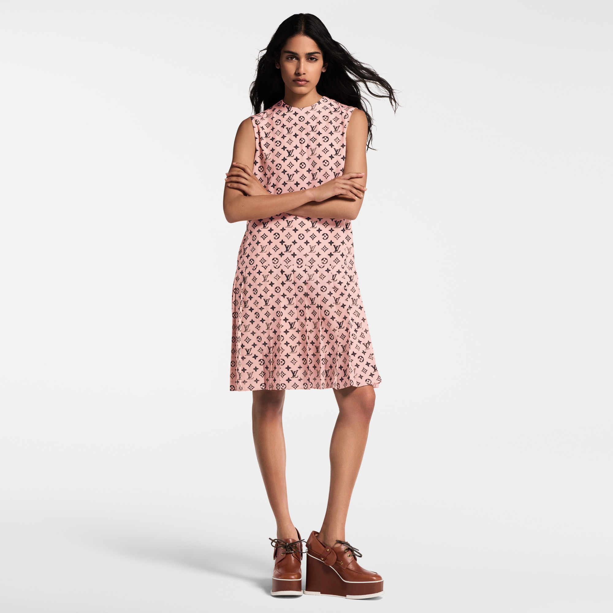 Women - Washed Monogram Pleat Dress  Women Ready-to-Wear Dresses | LOUIS VUITTON (Product zoom)