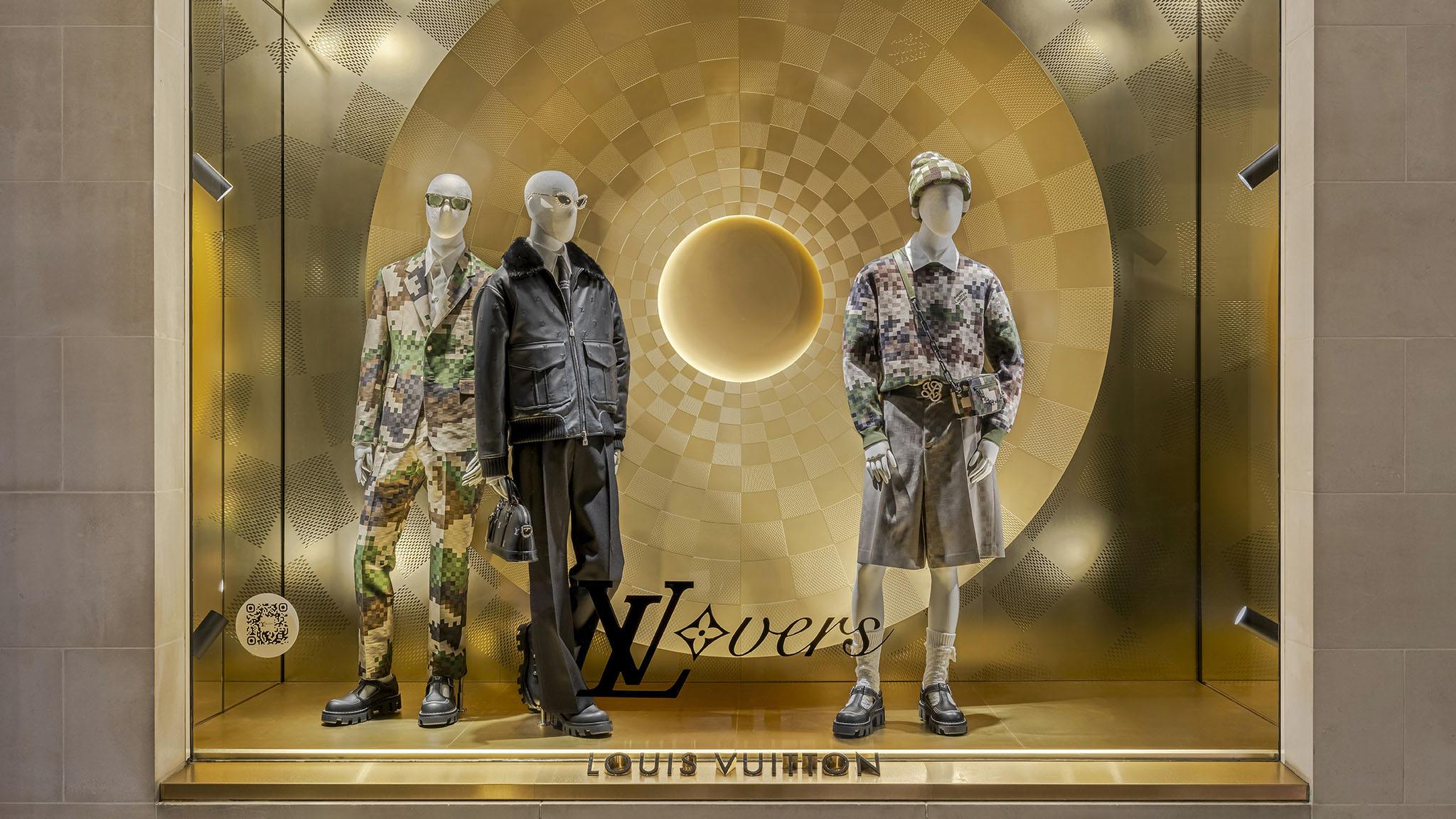 What stores discount sale louis vuitton