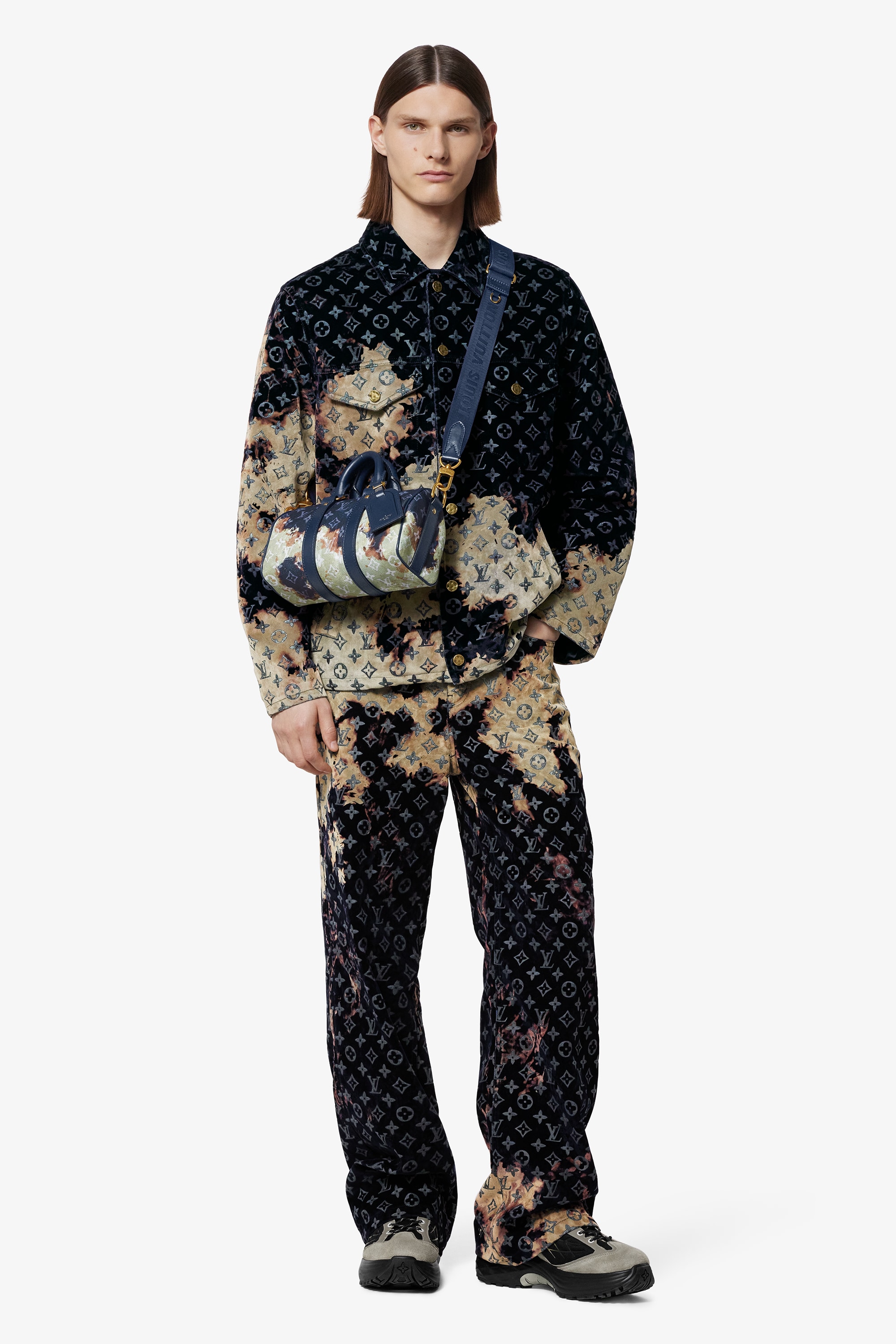 Pre Collection Spring Summer 2024 Look 06 Luxury LOUIS VUITTON   Louis Vuitton  Men PRECODL1 LOOK07 VISUAL4 